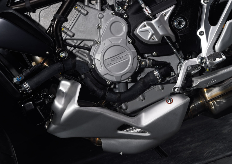 MV Agusta Stradale 800 Stradale 800 EAS ABS (2015 - 17) (10)