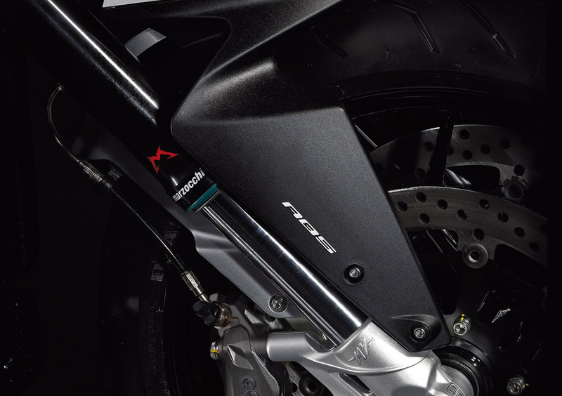 MV Agusta Stradale 800 Stradale 800 EAS ABS (2015 - 17) (18)