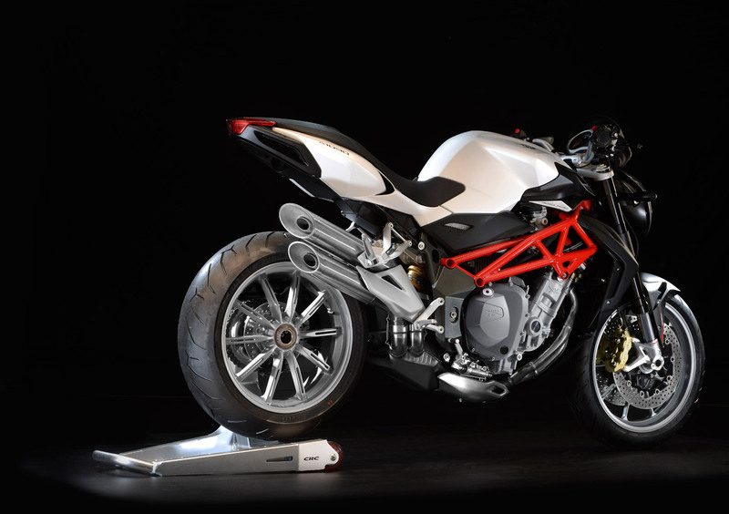 MV Agusta Brutale 1090 Brutale 1090 (2012 - 15) (16)