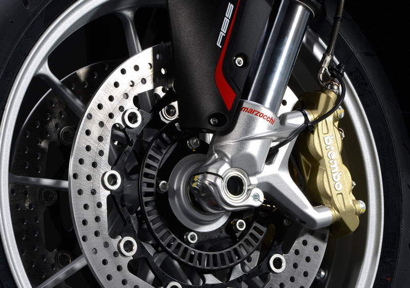 MV Agusta Brutale 1090 Brutale 1090 R (2012 - 15) (8)