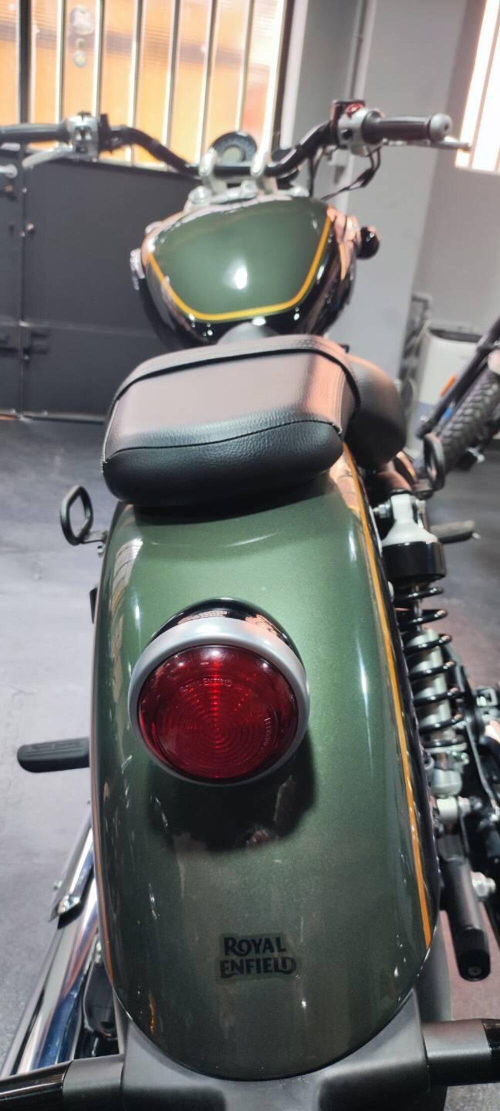 Royal Enfield Super Meteor 650 (2023 - 26) (7)