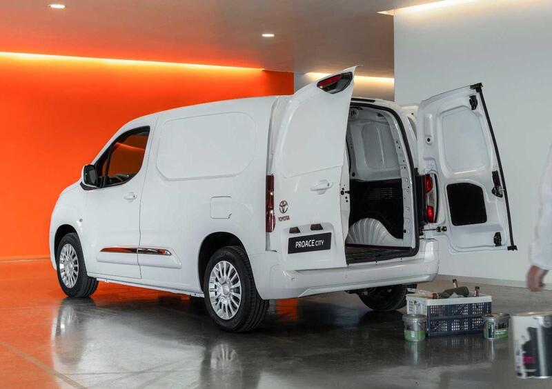 Toyota Proace City (2019-->>) (8)