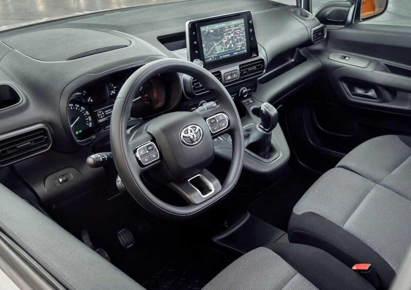 Toyota Proace City (2019-->>) (11)