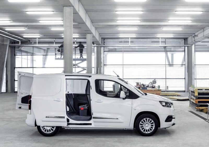 Toyota Proace City (2019-->>) (9)