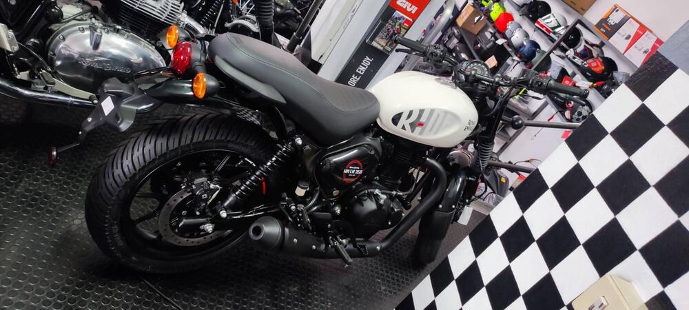 Royal Enfield HNTR 350 (2022 - 26) (3)