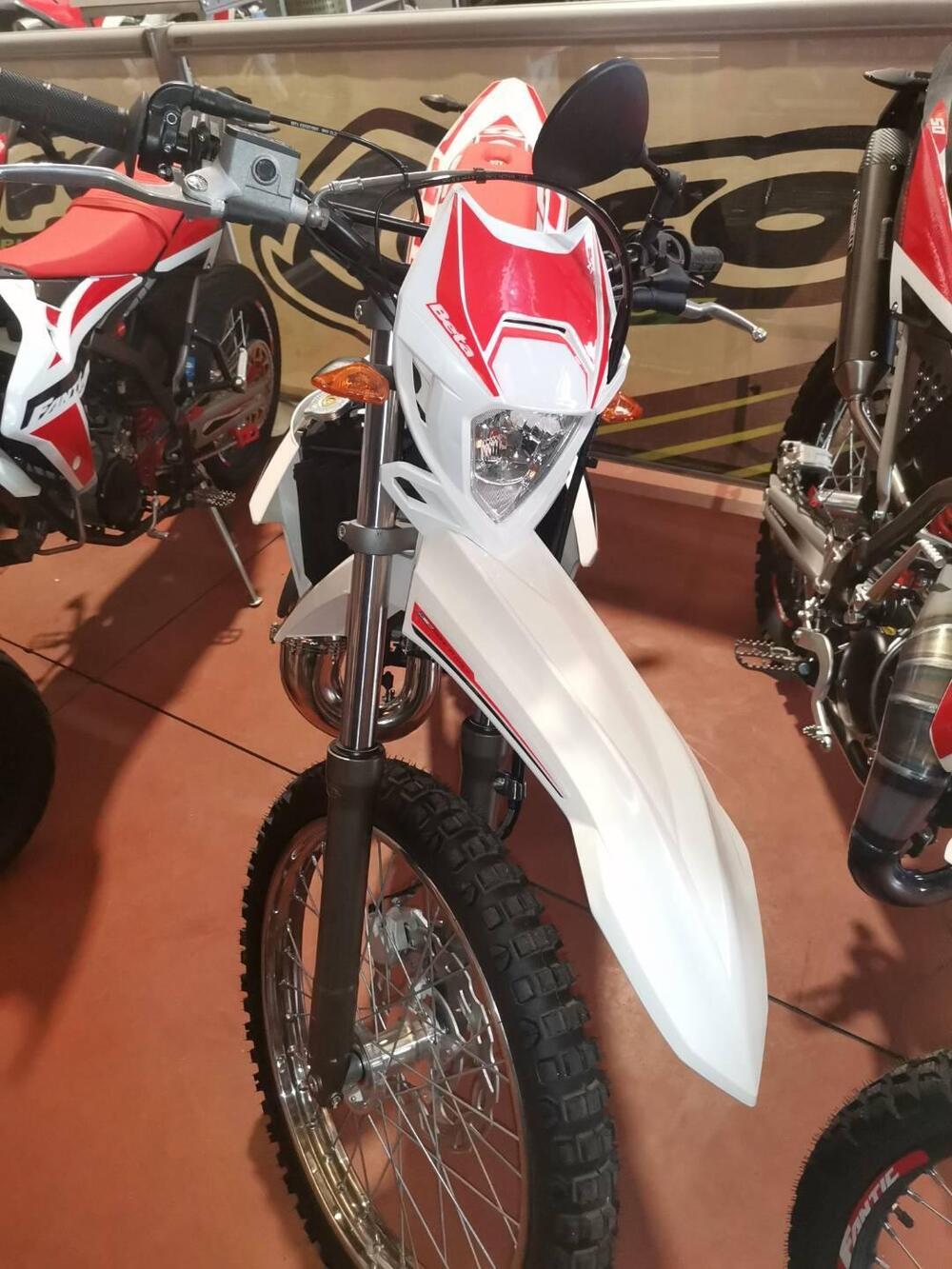 Betamotor RR 50 Enduro (2021 - 26) (2)