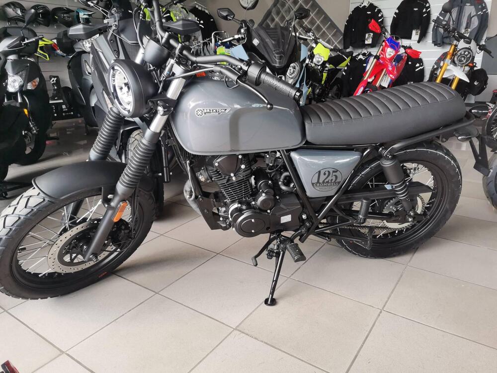 Brixton Motorcycles Cromwell 125 CBS (2021 - 25) (2)