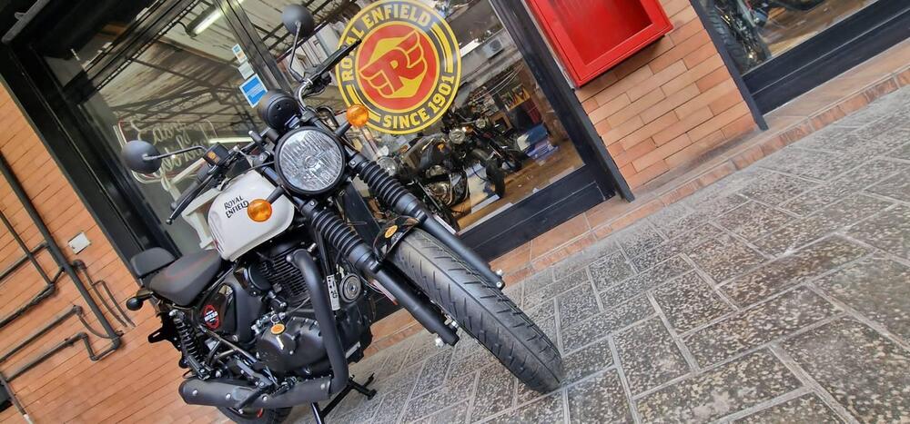 Royal Enfield HNTR 350 (2022 - 26) (3)