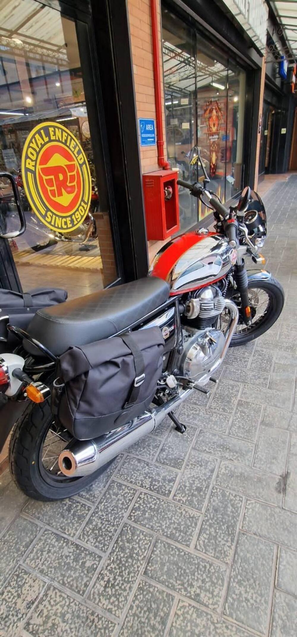 Royal Enfield Interceptor 650 (2021 - 26) (3)