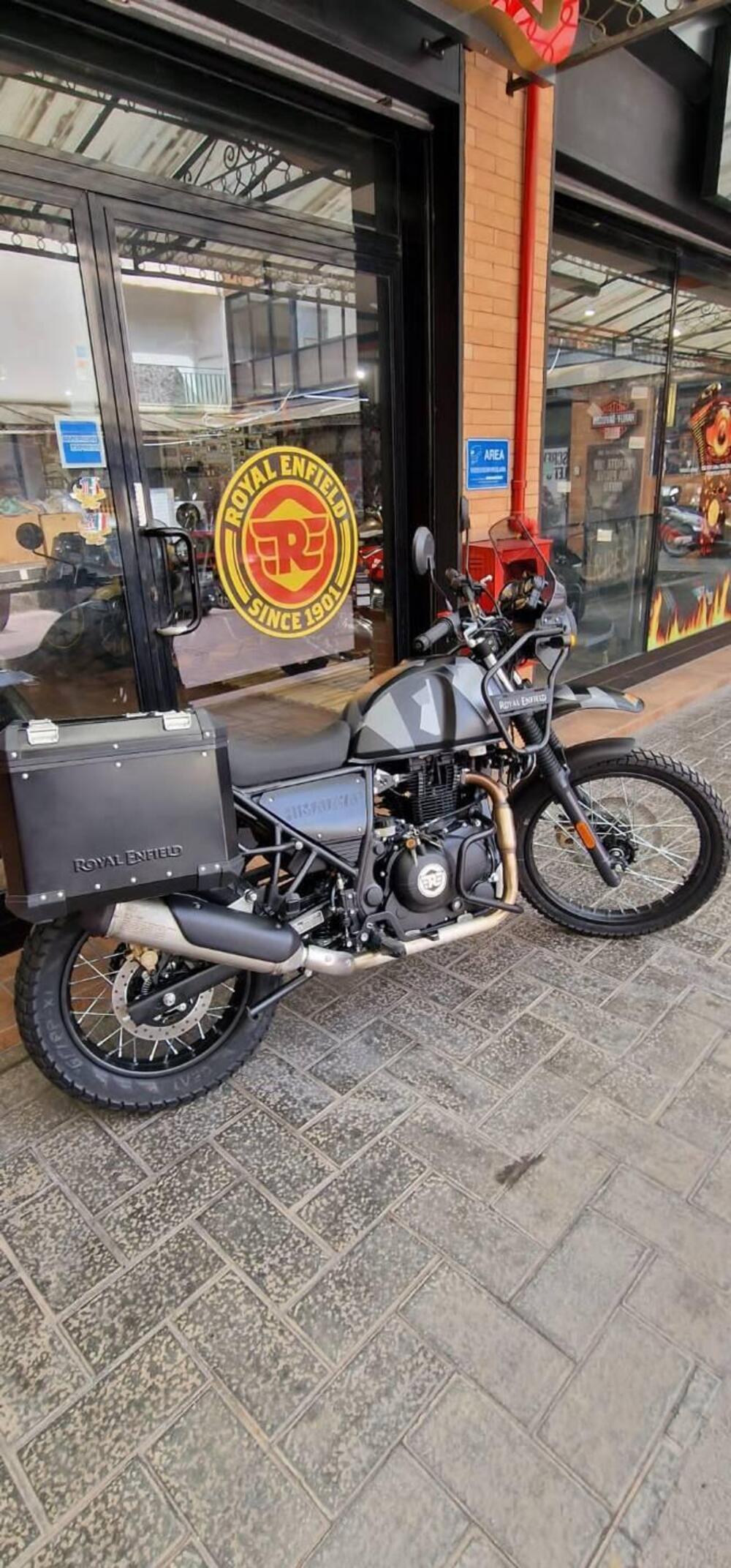 Royal Enfield Himalayan 411 (2021 - 24) (2)