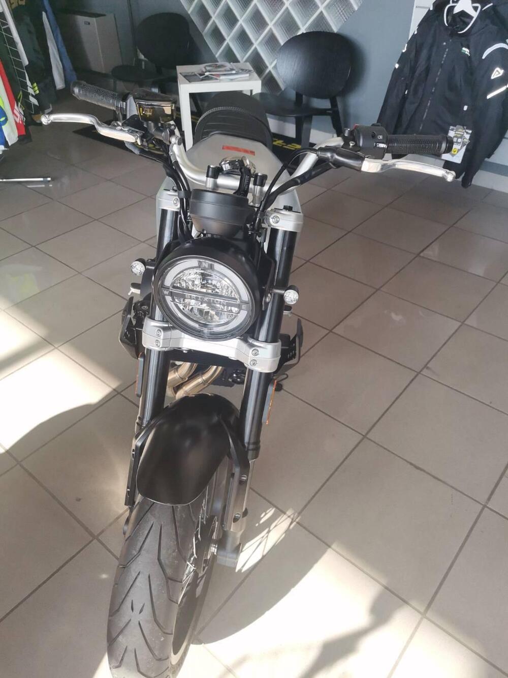 Brixton Motorcycles Crossfire 500 (2021 - 25) (4)