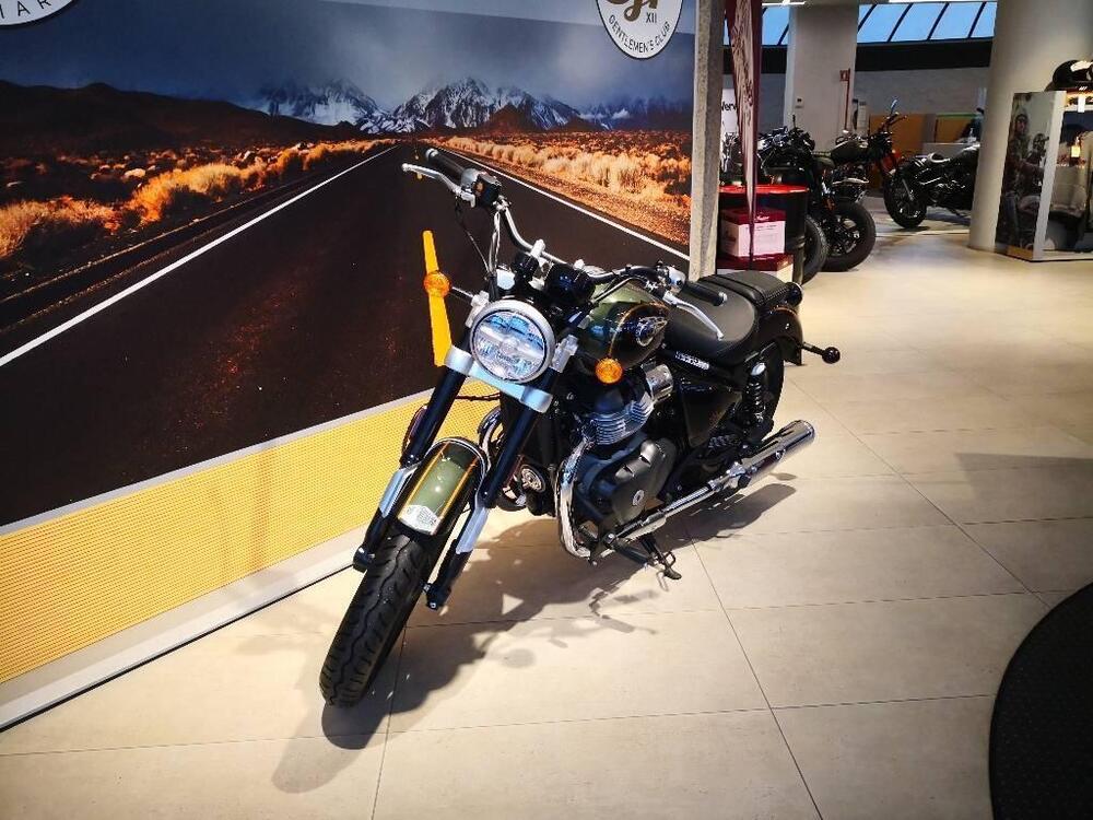 Royal Enfield Super Meteor 650 (2023 - 26) (10)