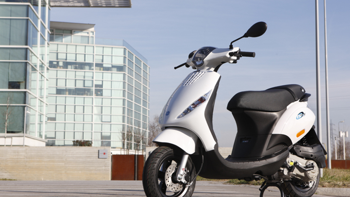 Tay Ga Zip 100 4t Zip Iget Zip Sp Verde Piaggio Zip 50 4T S E5