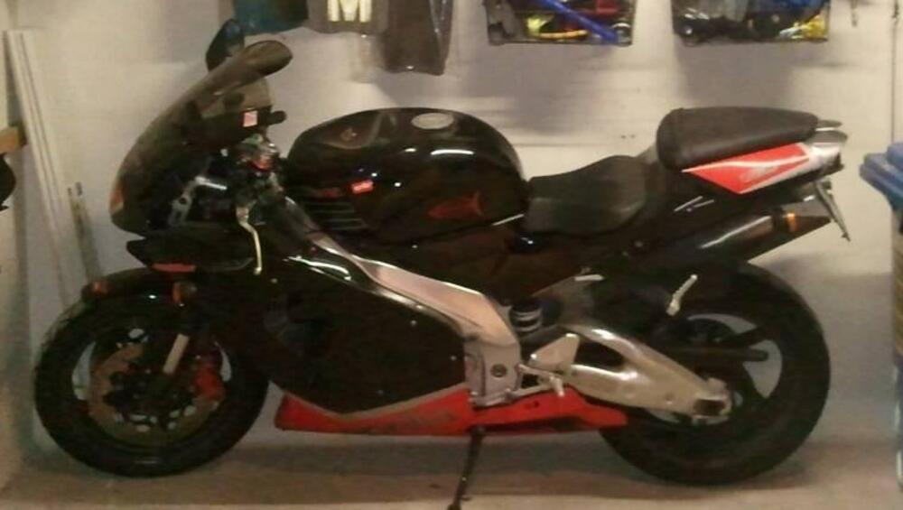 Aprilia RSV 1000 (2000 - 01) (3)