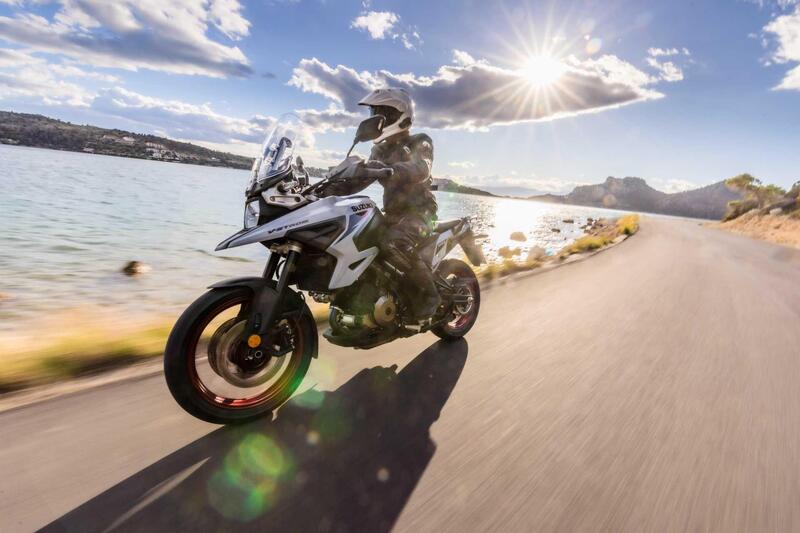 Le nuove V-STROM 1050 e 1050DE arrivano negli showroom Suzuki