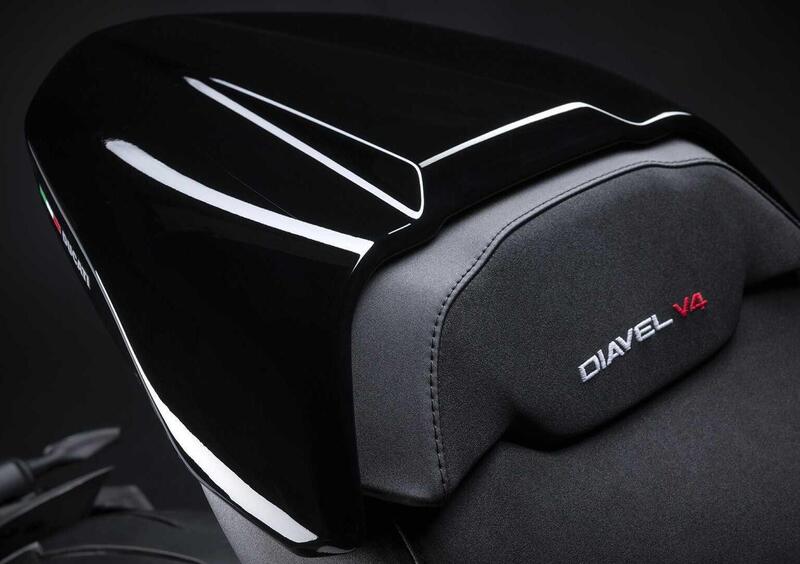 Ducati Diavel V4 Diavel V4 (2023 - 25) (12)