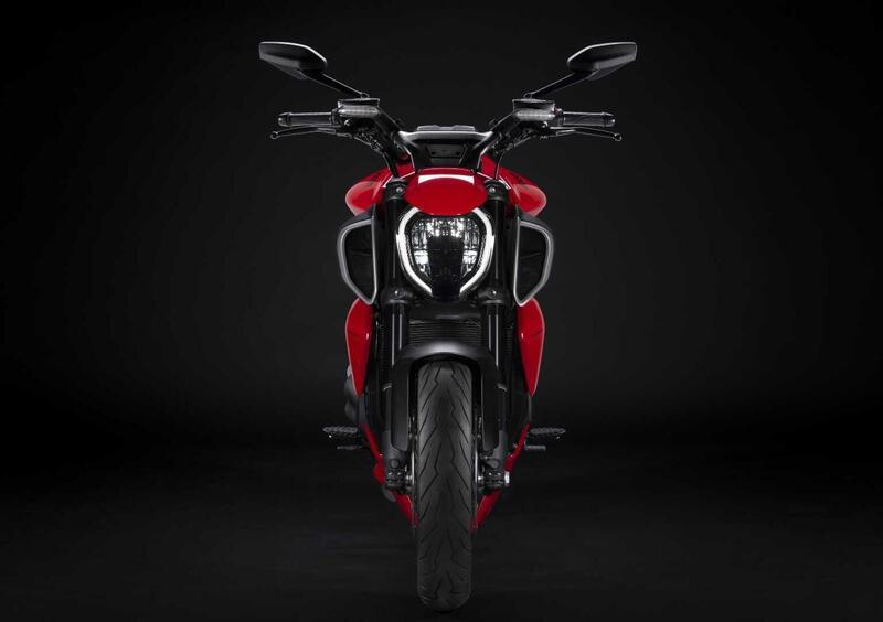 Ducati Diavel V4 Diavel V4 (2023 - 25) (6)
