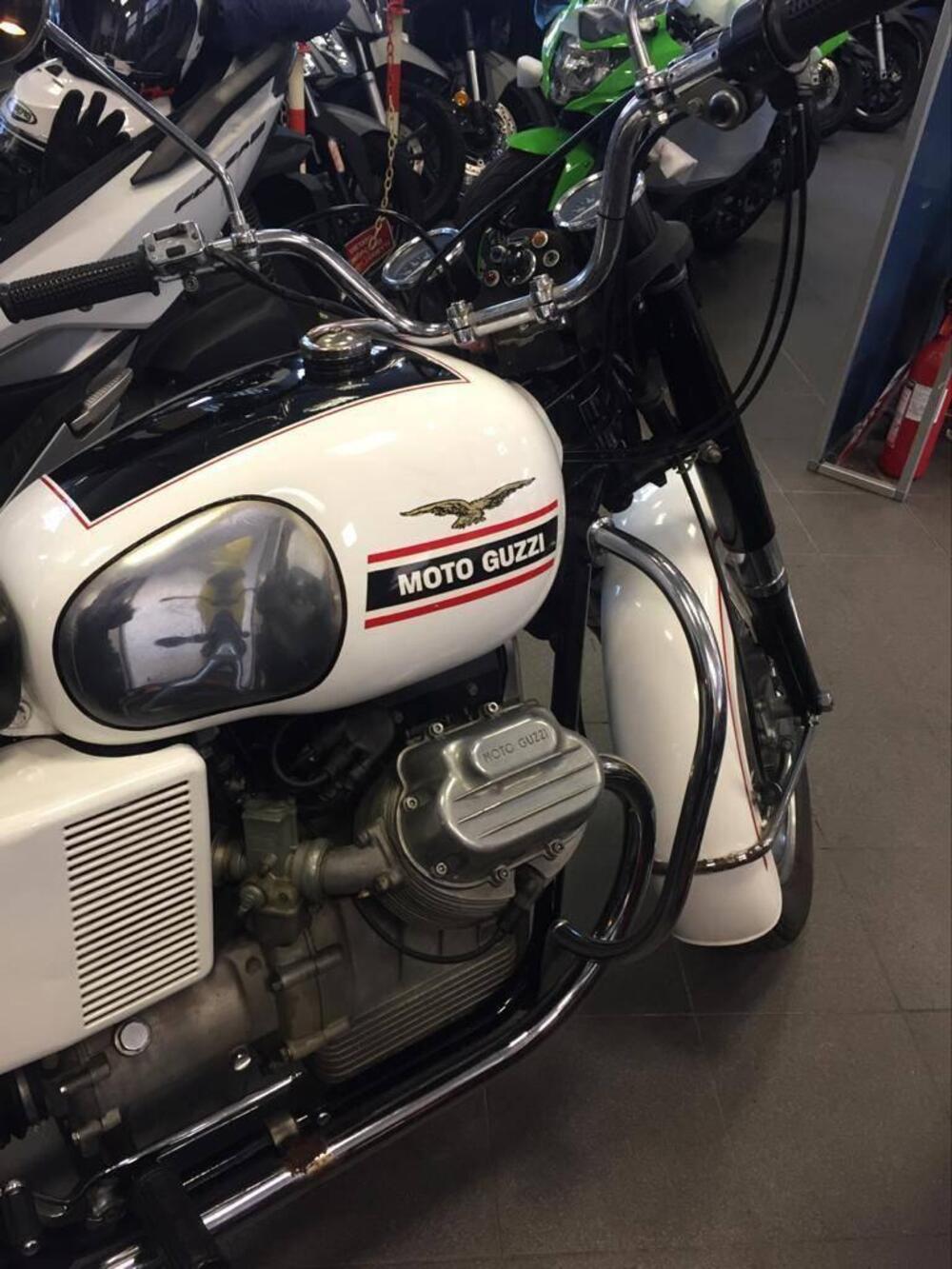 Moto Guzzi V7 Special (2)