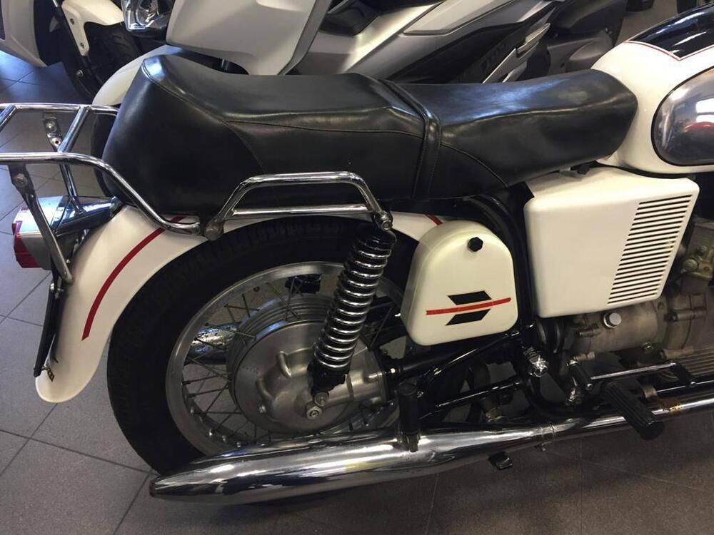 Moto Guzzi V7 Special (4)