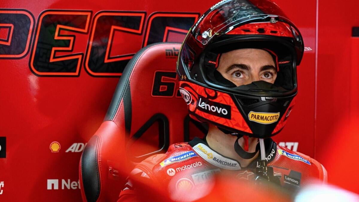 Servizio Moda Con Valentino Rossi, Abbiamo Incontrato Il Fotografo Julien Boudet Che Ha Scattato Per Office Magazine