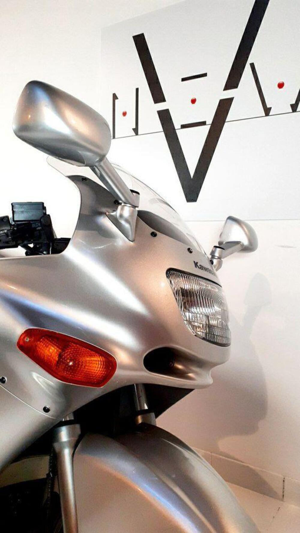 Kawasaki ZZR 600 (1990 - 00) (3)