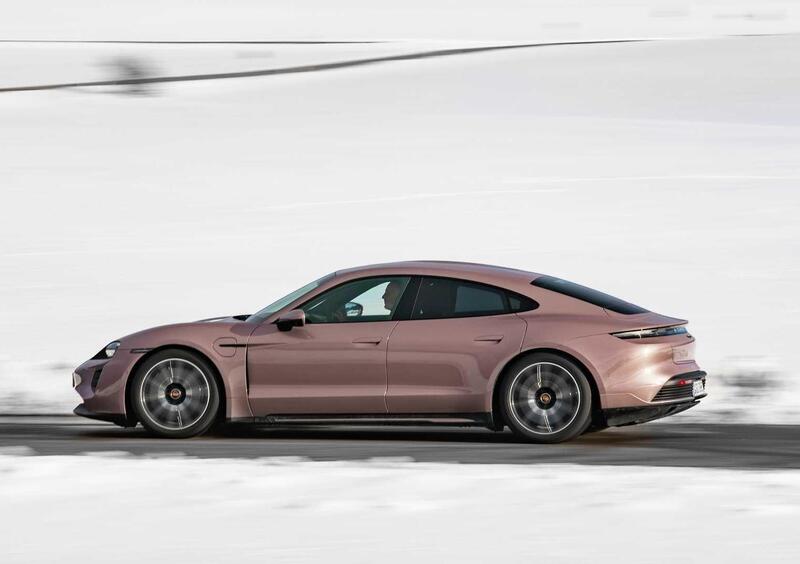 Porsche Taycan (17)