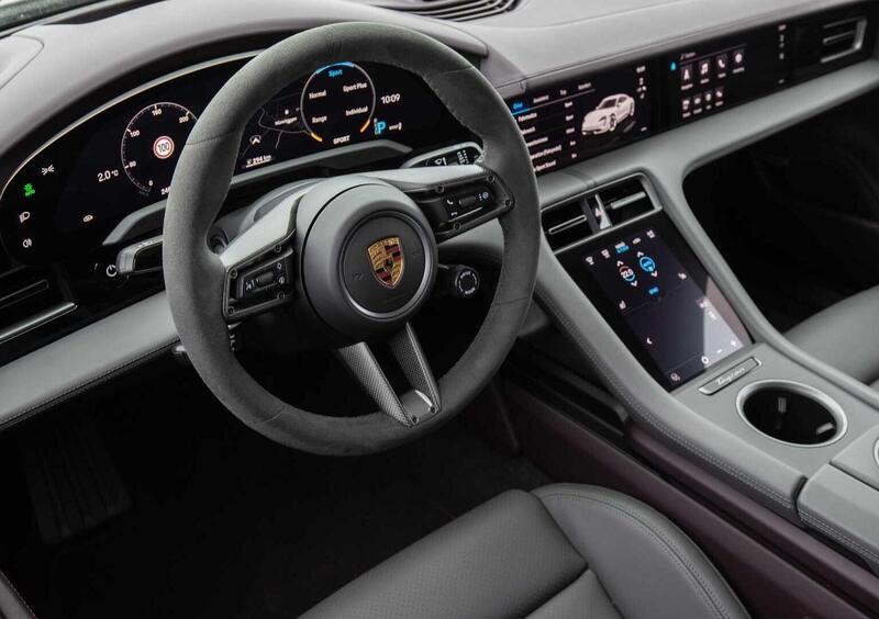 Porsche Taycan (23)