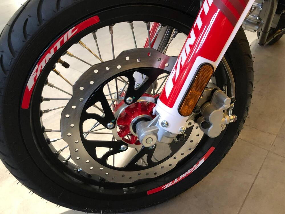 Fantic Motor XMF 125 Performance (2025) (17)