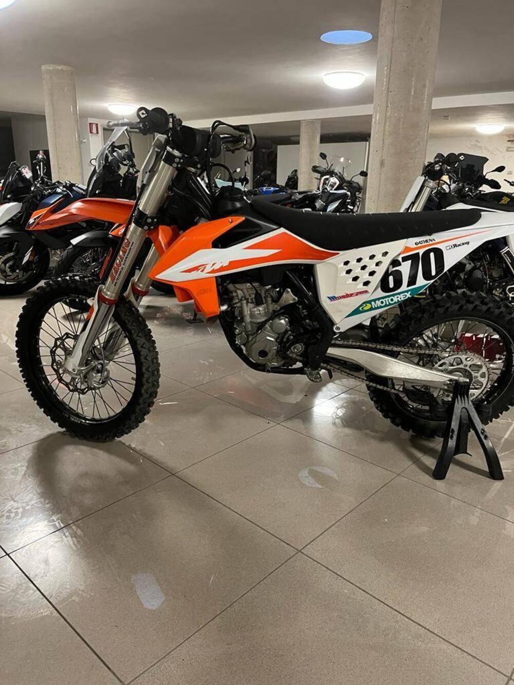 KTM 250 SX-F (2020) (2)