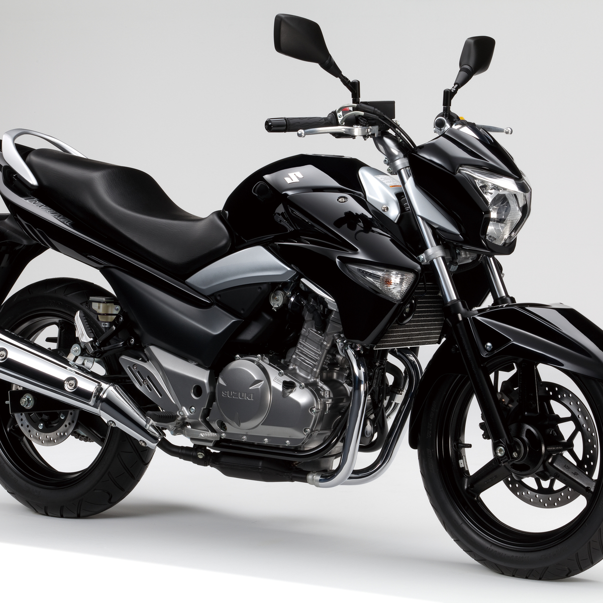 Suzuki Inazuma 250 (2012 - 17)