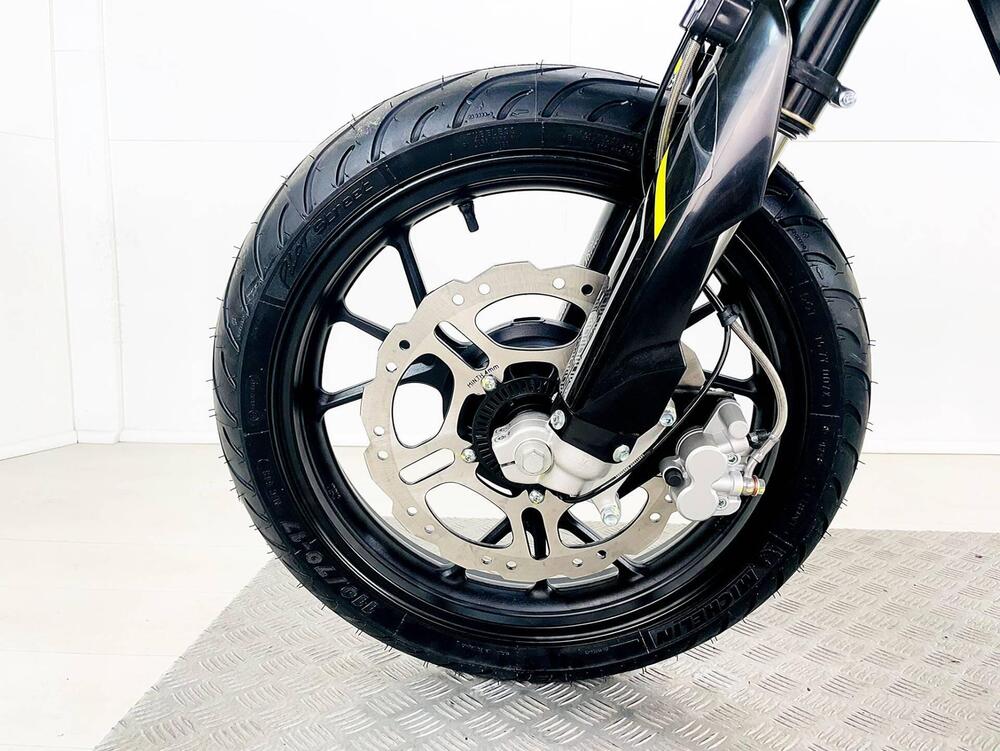 Swm SM 125 R (2022 - 24) (13)