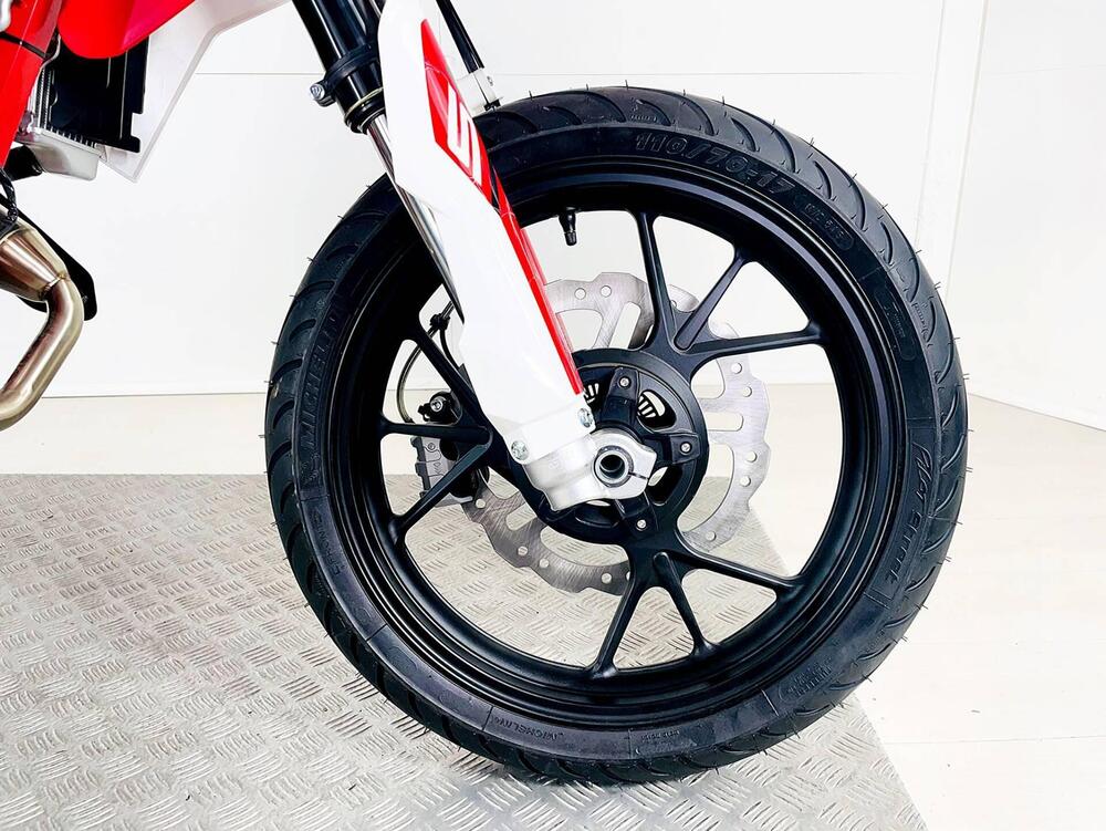 Swm SM 125 R (2022 - 24) (10)