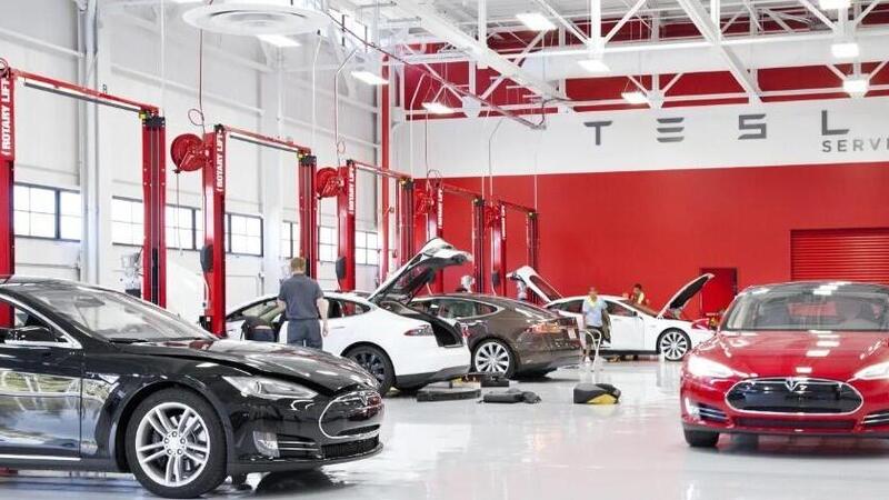 L&#039;Antitrust indaga Tesla in California: monopolizza ricambi e riparazioni