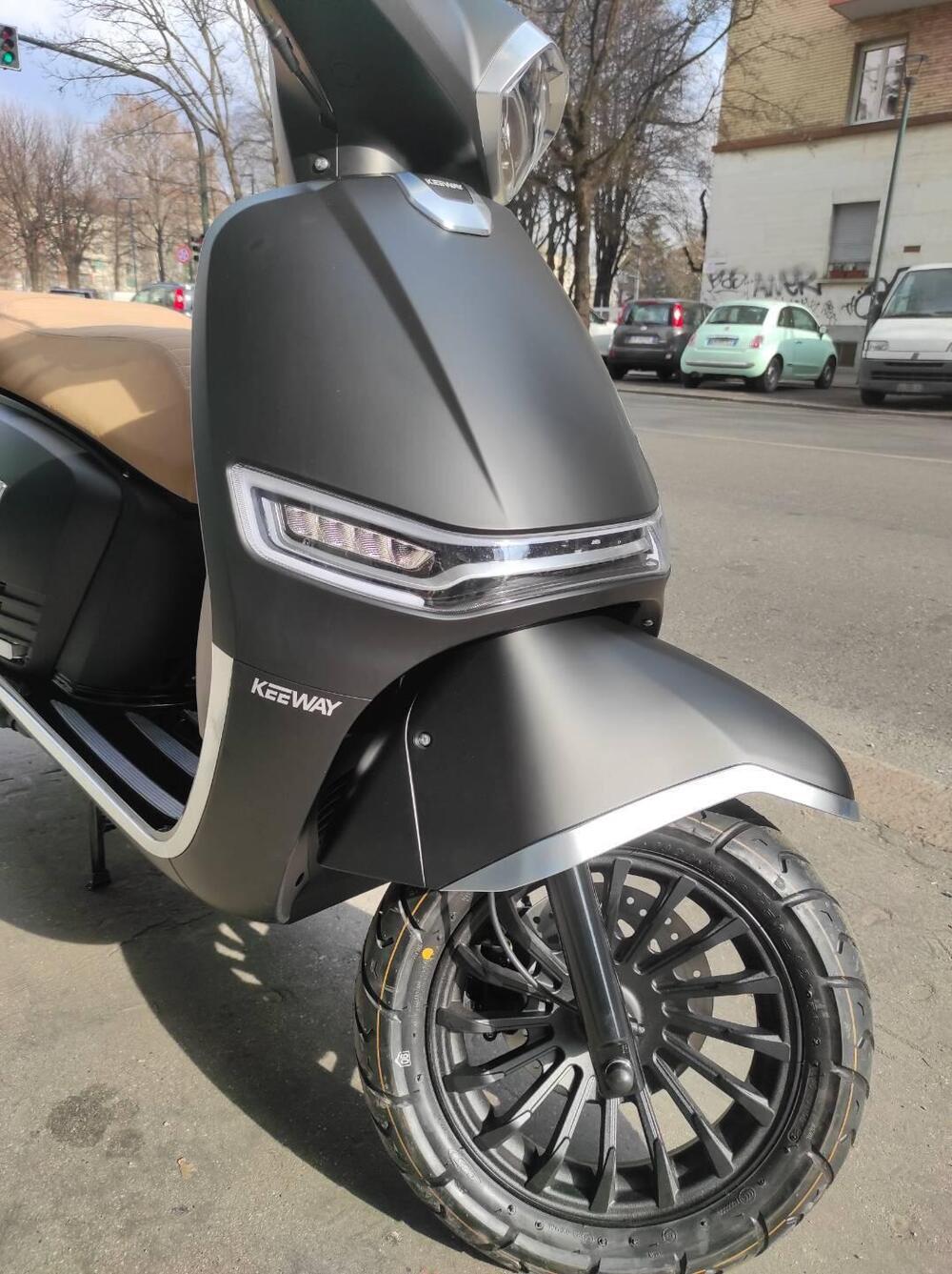 Keeway Motor Iskia 125 (2023 - 25) (11)