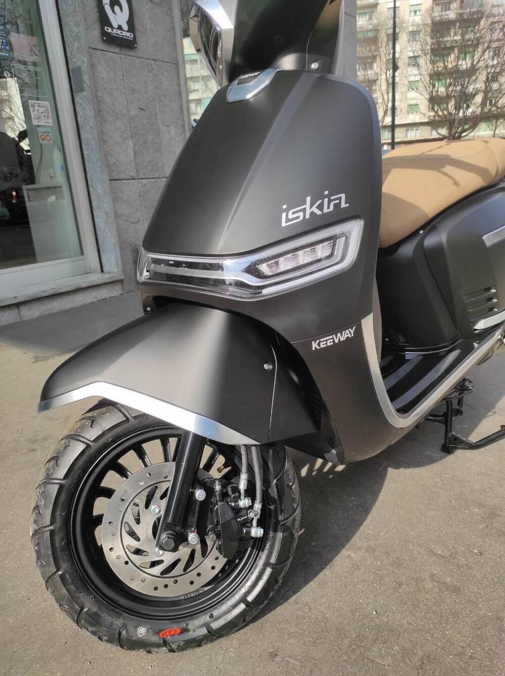 Keeway Motor Iskia 125 (2023 - 25) (10)