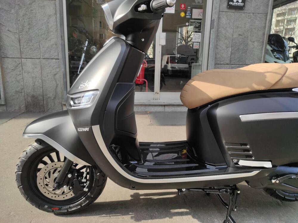 Keeway Motor Iskia 125 (2023 - 25) (12)