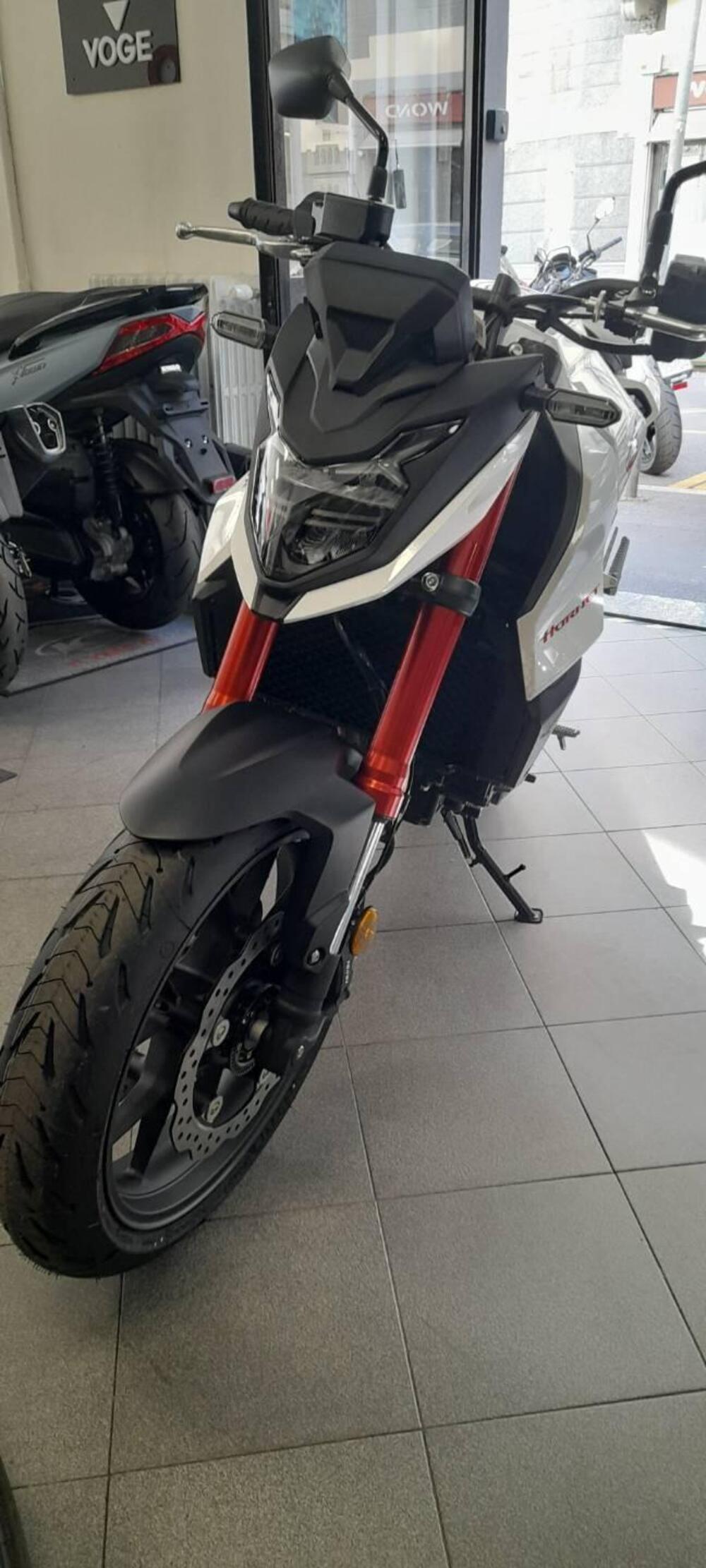 Honda CB 750 Hornet (2023 - 24) (7)