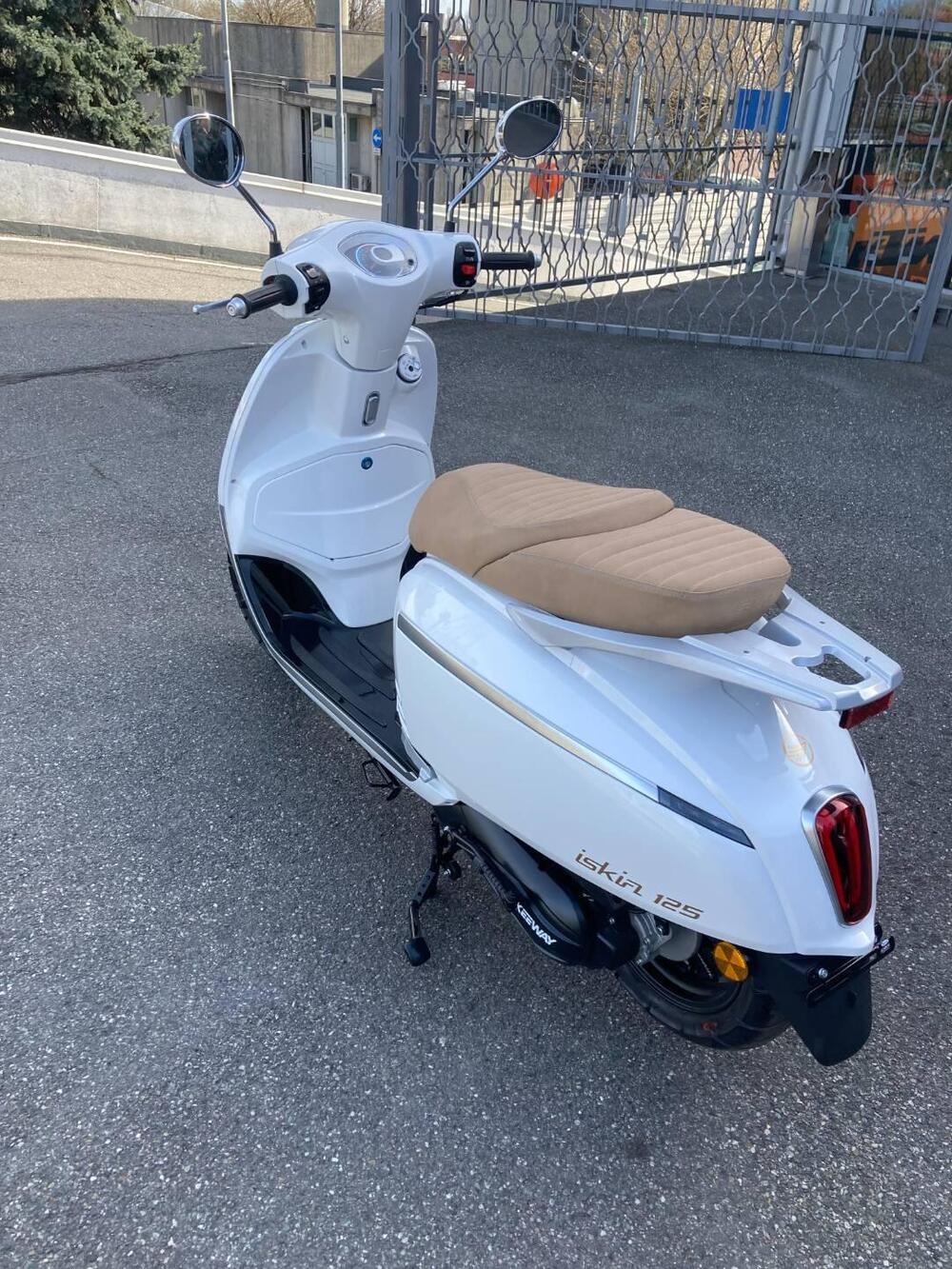 Keeway Motor Iskia 125 (2023 - 26) (4)