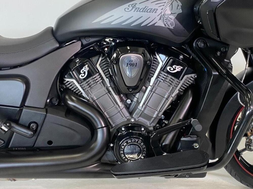 Indian Challenger 1768 Dark Horse (2021 - 25) (3)