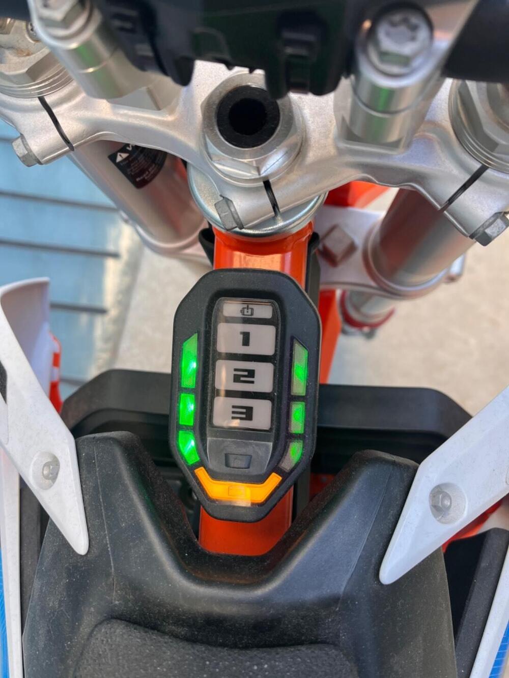 KTM SX-E 5 (2021 - 22) (3)