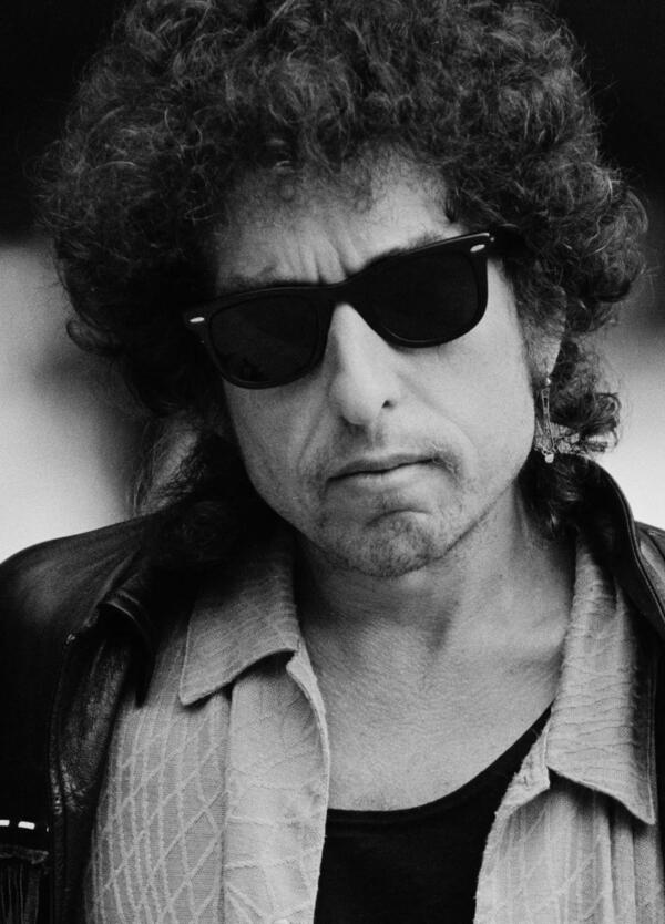 Lettera a Bob Dylan dalla Gen Z: vietare i cellulari ai concerti &egrave; da boomer, ecco perch&eacute;