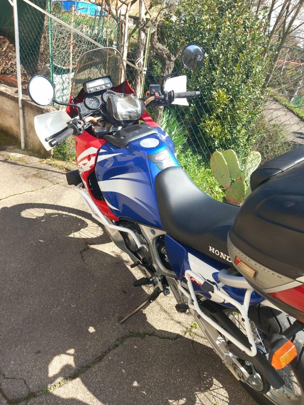 Honda Africa Twin XRV 750 (1996 - 02) (6)