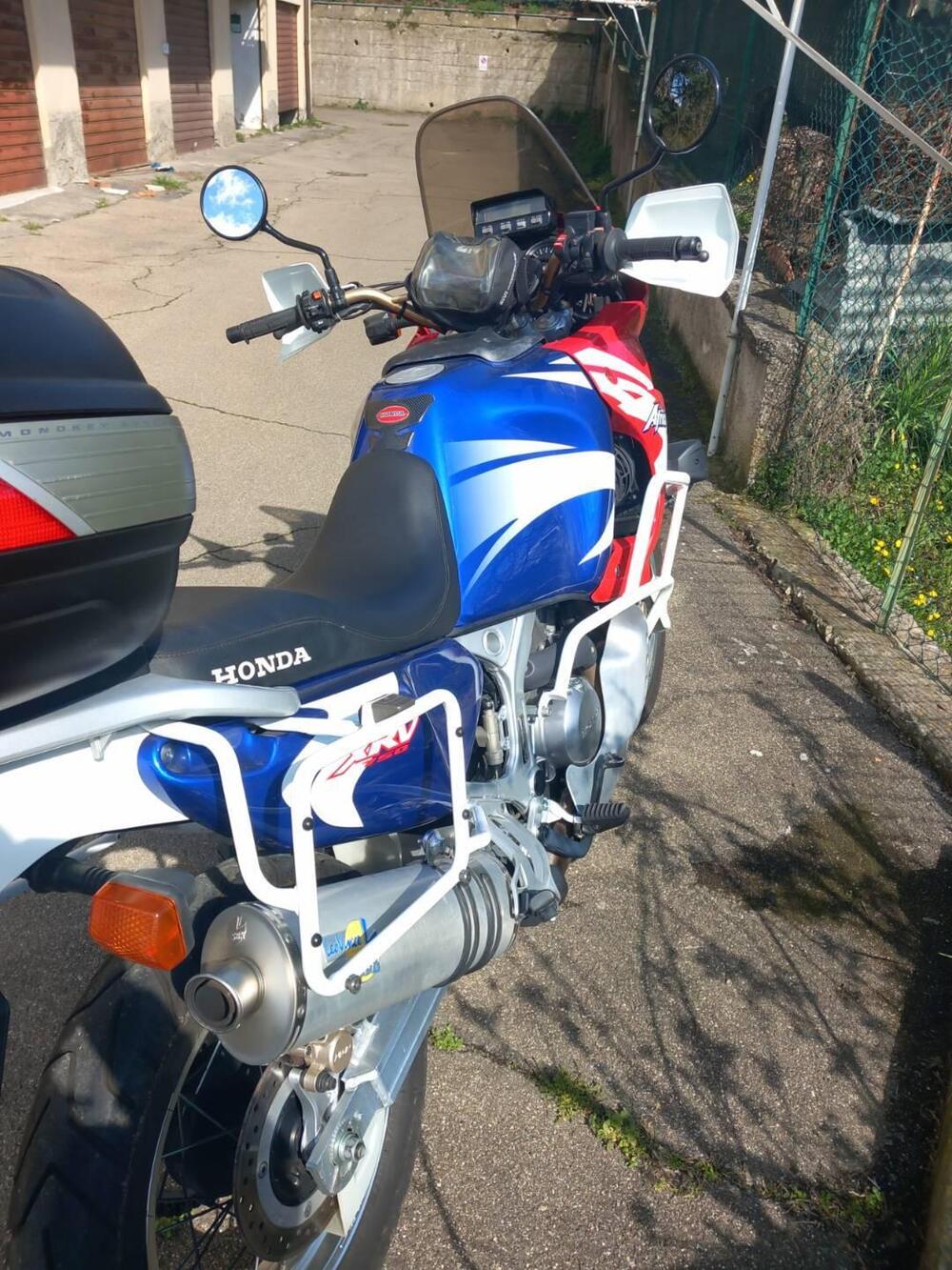 Honda Africa Twin XRV 750 (1996 - 02) (8)