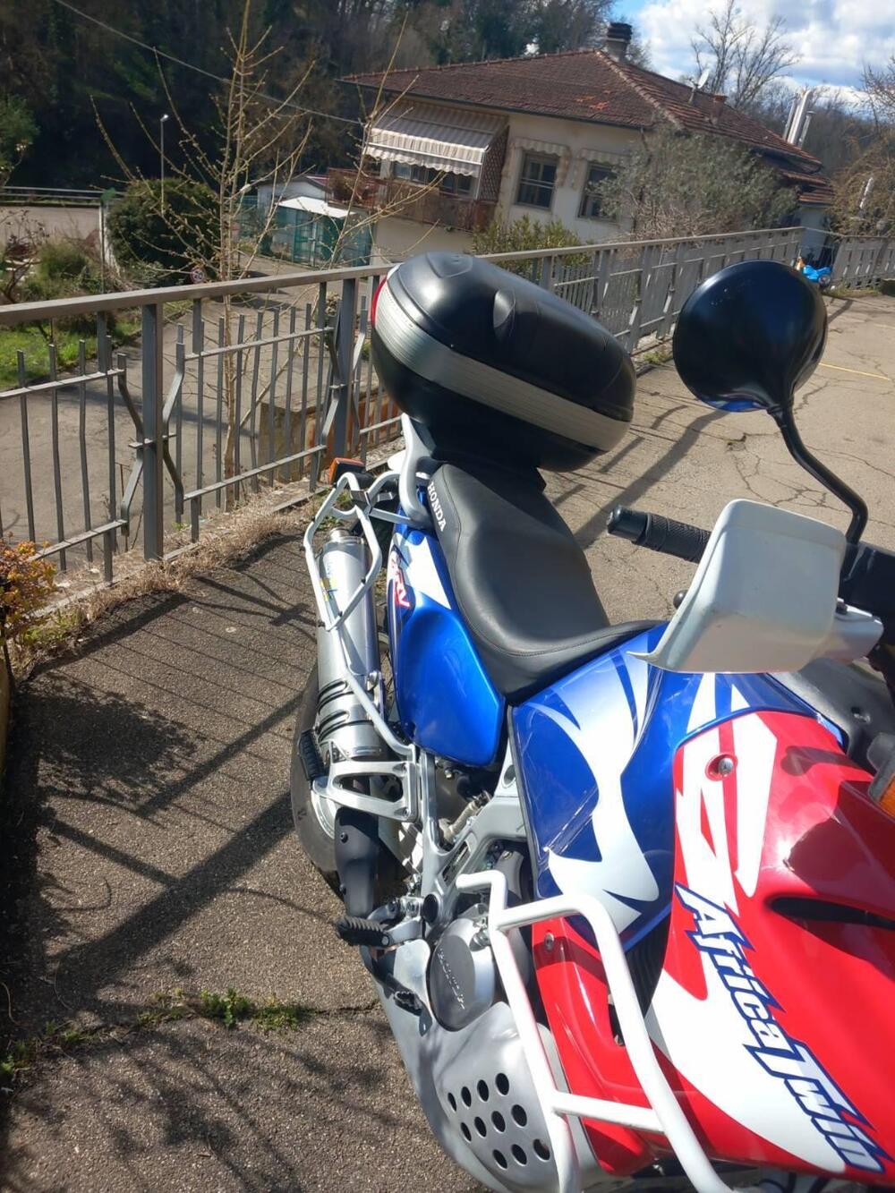 Honda Africa Twin XRV 750 (1996 - 02) (3)