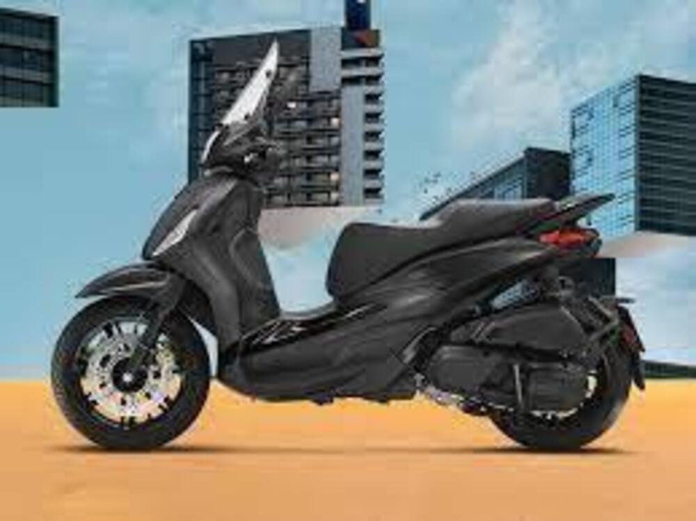 Piaggio Beverly 300 ABS-ASR (2021 - 25) (2)