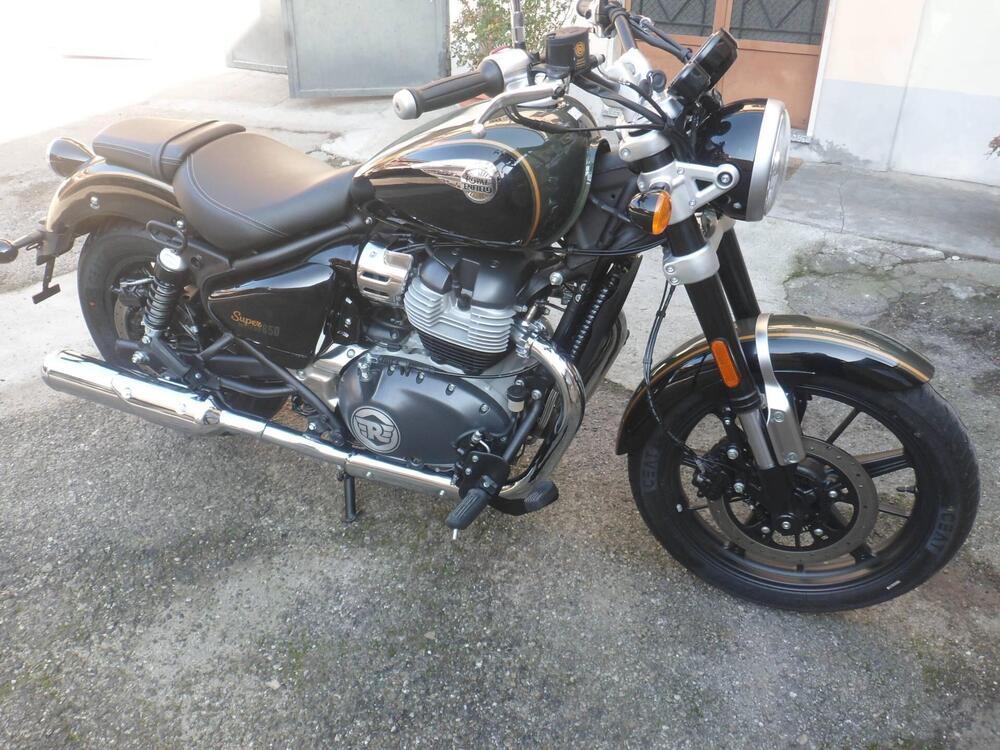 Royal Enfield Super Meteor 650 (2023 - 25) (7)