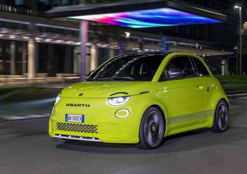 Abarth 500e (2023-->>) (4)