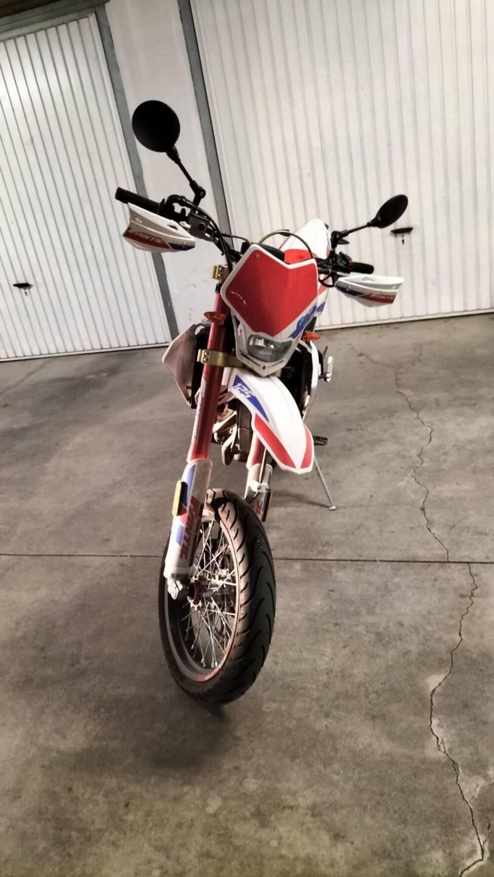 Fantic Motor Motard 125 Casa 4t (2019) (2)