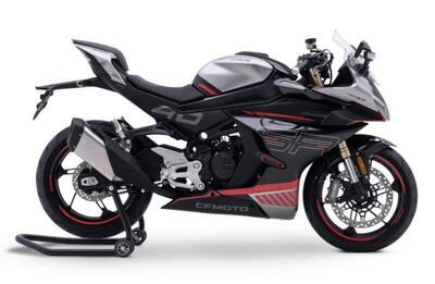 CFMOTO 450SR (2023 - 24) nuova