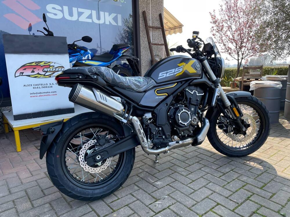 Voge Trofeo 525ACX Scrambler (2023 - 25) (2)